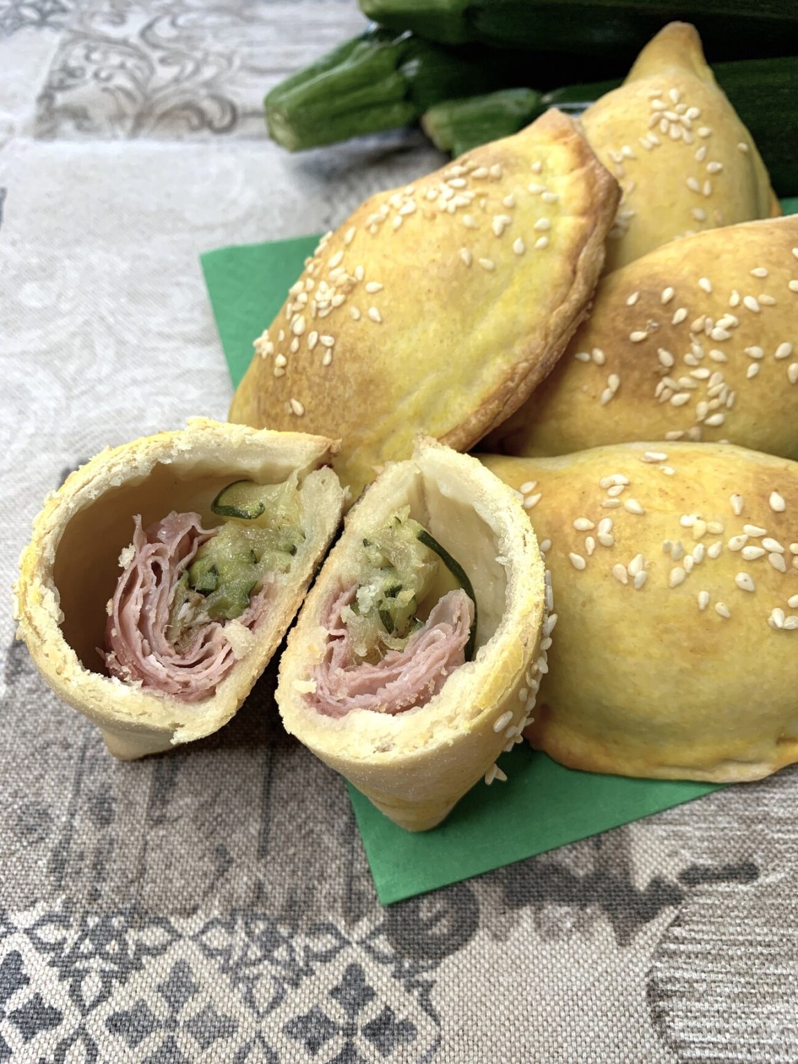 Panzerotti al prosciutto e zucchine_Percorso Nutrizione